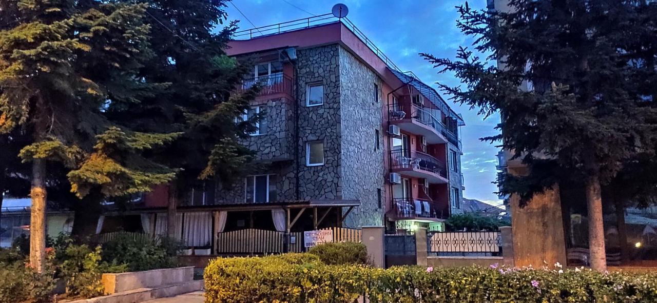 רבדה Sineva Guest House מראה חיצוני תמונה