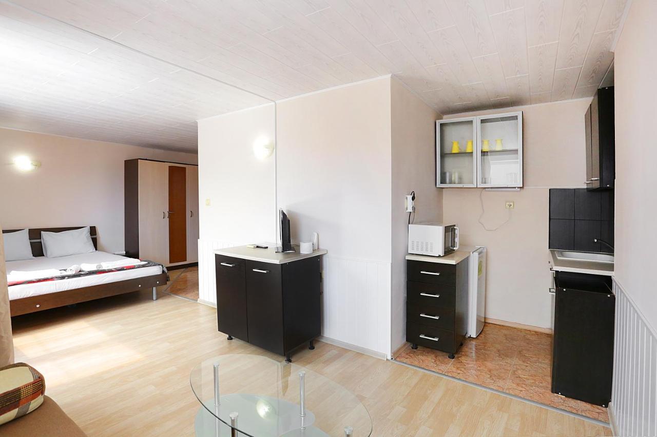 רבדה Sineva Guest House מראה חיצוני תמונה