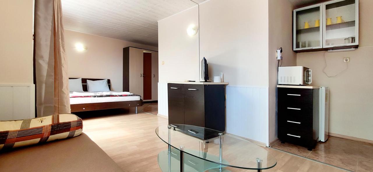 רבדה Sineva Guest House מראה חיצוני תמונה