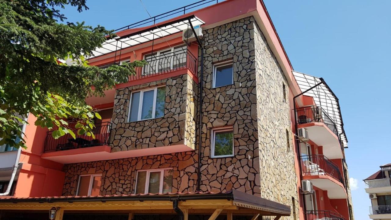 רבדה Sineva Guest House מראה חיצוני תמונה
