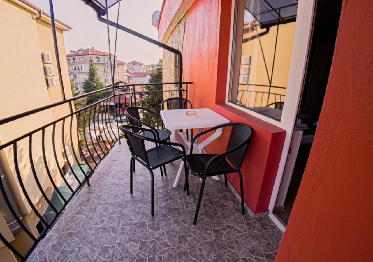 רבדה Sineva Guest House מראה חיצוני תמונה